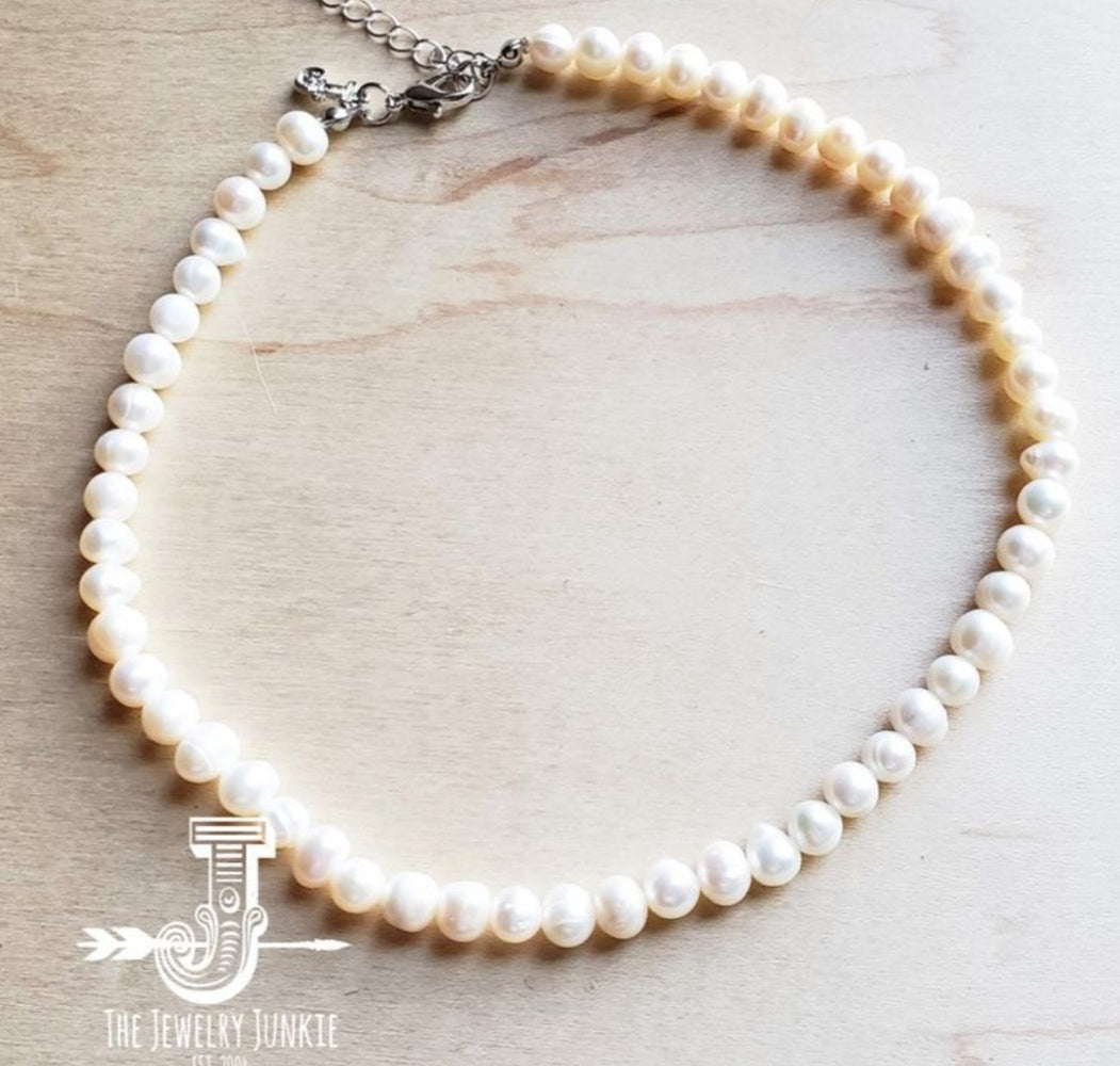 Necklace-Freshwater Pearl Choker